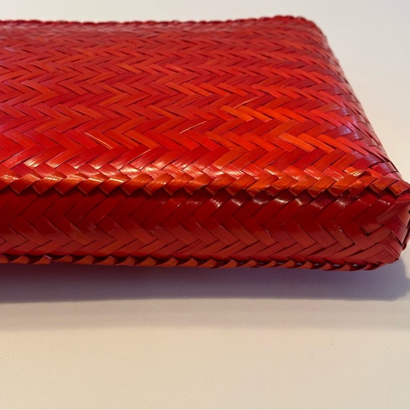 Clutch Purse Wicker With Parrot Zipper Pull Red/Orange - Picture 5 of 11
